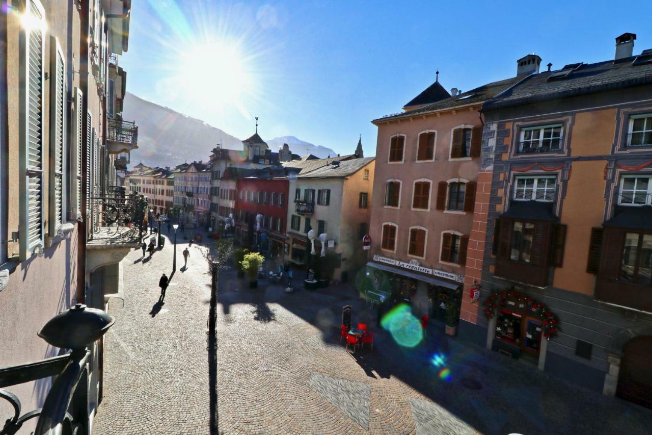 Charmant Appartement Au Coeur De Sion Luaran gambar